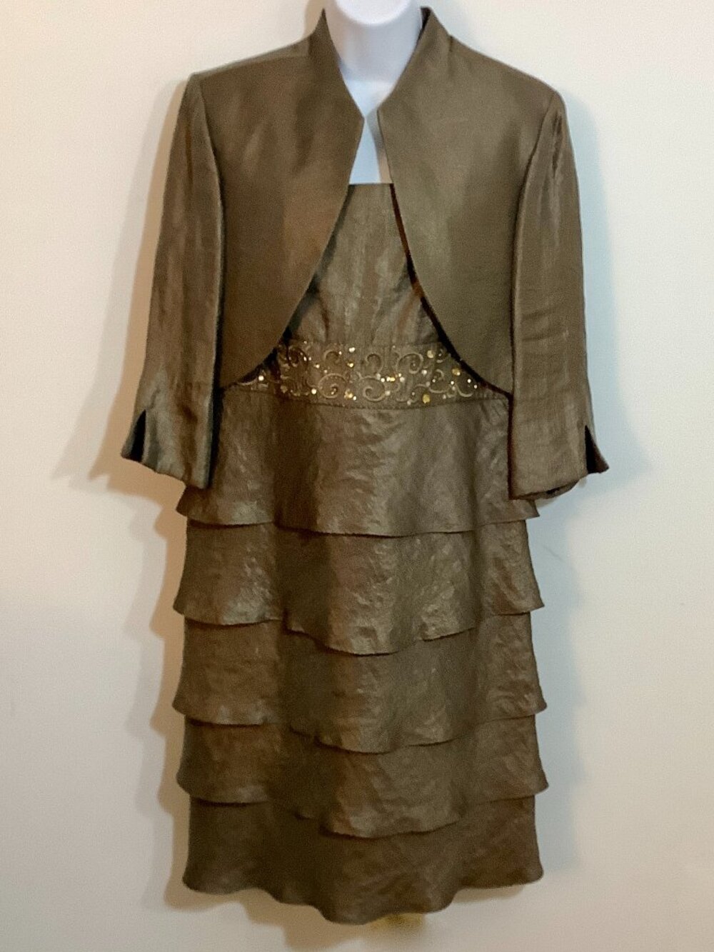 2Pc Dress Subtle Metallic Glow Dark Khaki Sz 14P Understated Elegance Ruffles